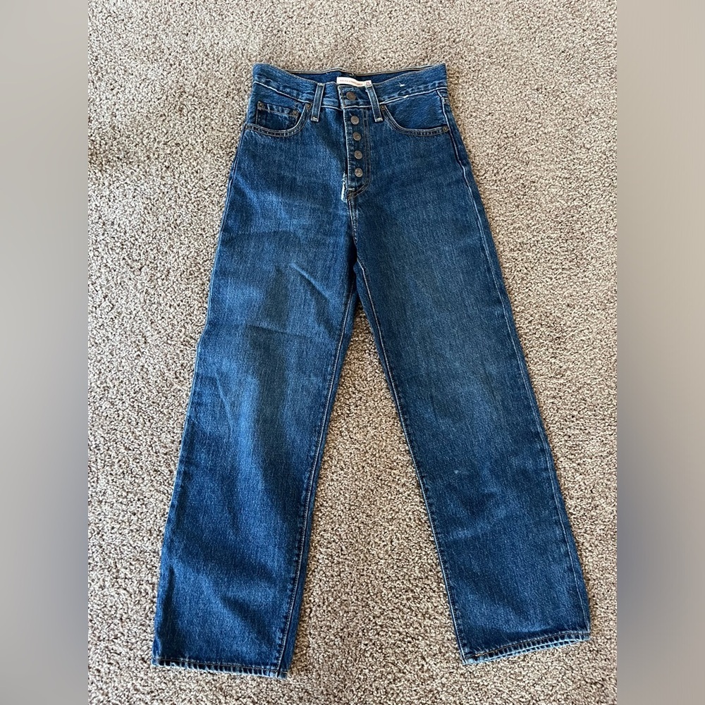 Levi’s rib cage straight ankle